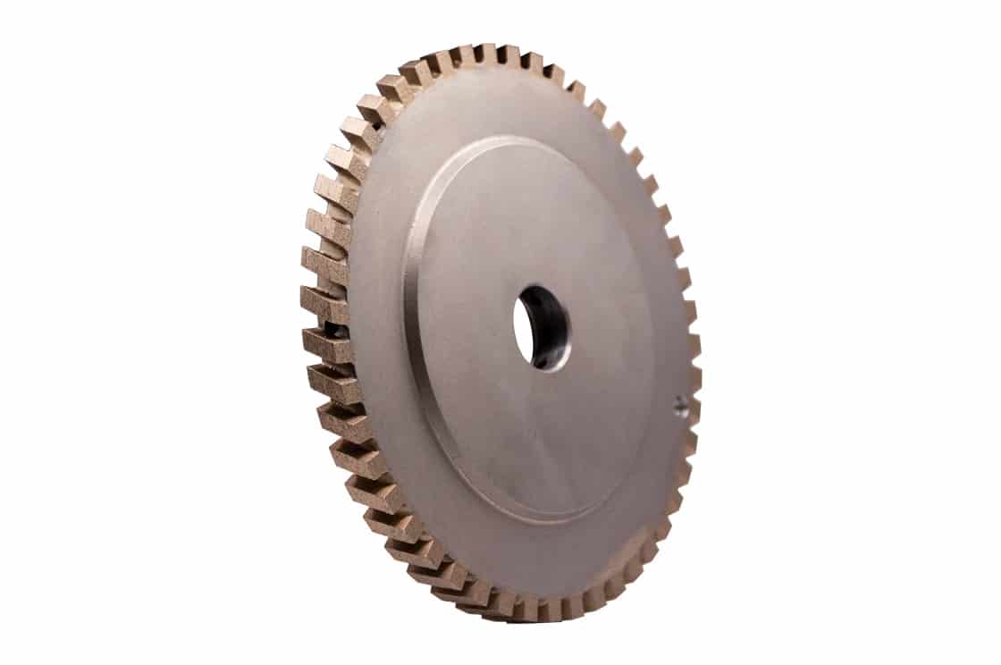 High speed hogging wheel